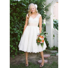 Affordable Vintage Classic Knee Length Lace Short Reception Wedding Dress
