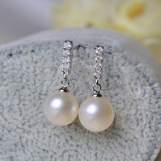Beautiful White/ Pink Round/ Drop Freshwater Natural Pearl Earring Set