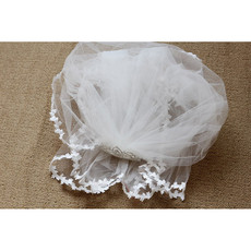 Pretty White Tulle Flower Girl Veils with Tiaras