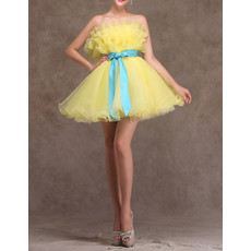 Girls Cute A-Line Strapless Short Organza Homecoming Dress with Sashes