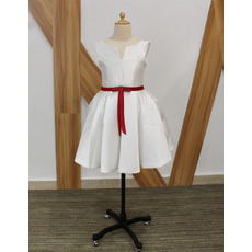 Inexpensive Cute Sleeveless Short Taffeta Flower Girl Dresses with Belts