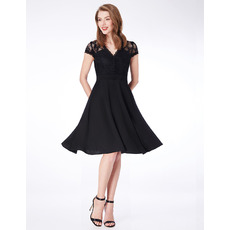 Classic Knee Length Chiffon Black Bridesmaid Dress with Short Sleeves