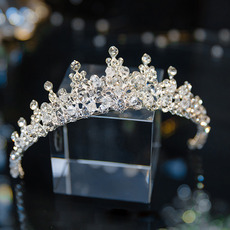 Alloy with Rhinestone Wedding Tiara/ Headpieces for Brides