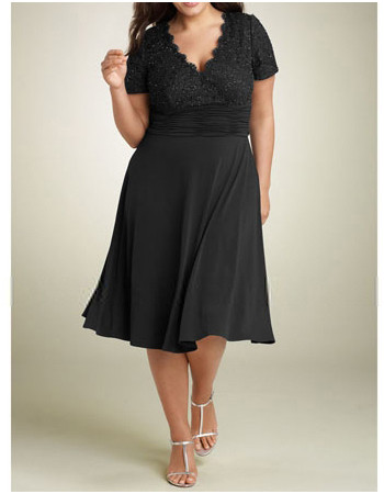 A-Line V-Neck Short Black Chiffon Mother of the Bride/ Groom Dress