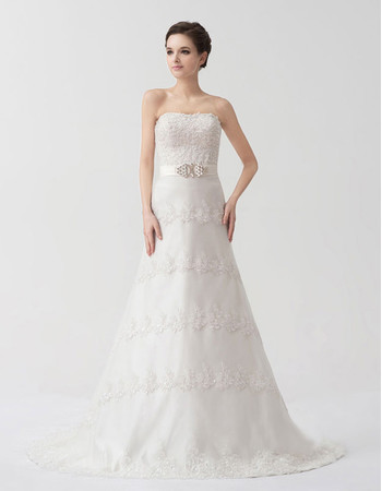 Classic Modern Designer A-Line Strapless Court Train Wedding Dress