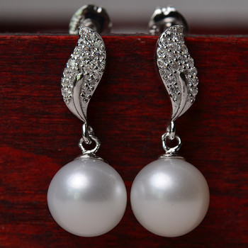 Affordable White 8-10mm Round Freshwater Natural Pearl Earring Set