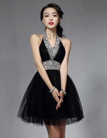 Inexpensive Girls A-Line Halter Short Little Black Homecoming/ Party Dress