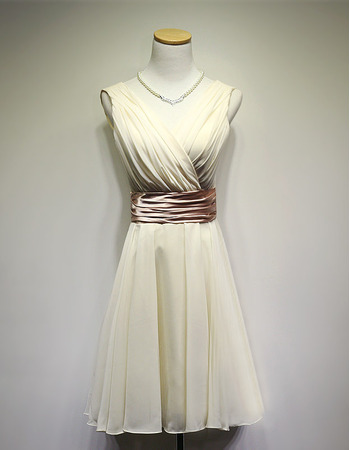 Women's Charming V-Neck Short Chiffon Bridesmaid Dress with Belts