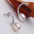 Beautiful White 9 - 9.5mm Freshwater Drop Pearl Earring Set