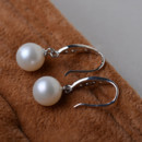 Inexpensive White 8.5-9mm Round Freshwater Natural Pearl Earring Set