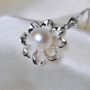 Bridal Pearl Pendants