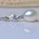 Bridal Pearl Pendants