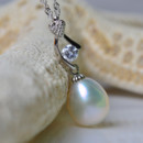 Bridal Pearl Pendants