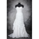 Women's Classic Sweetheart Sleeveless Sweep Train Satin Wedding Dress